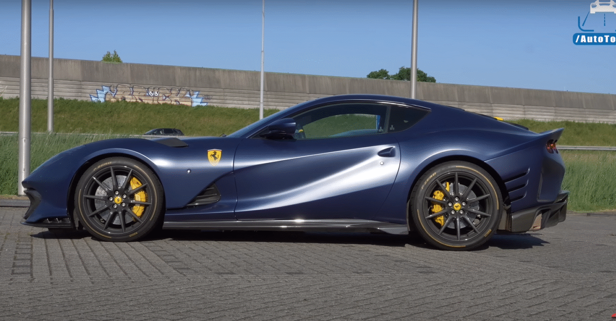 Ferrari 812 Competizione