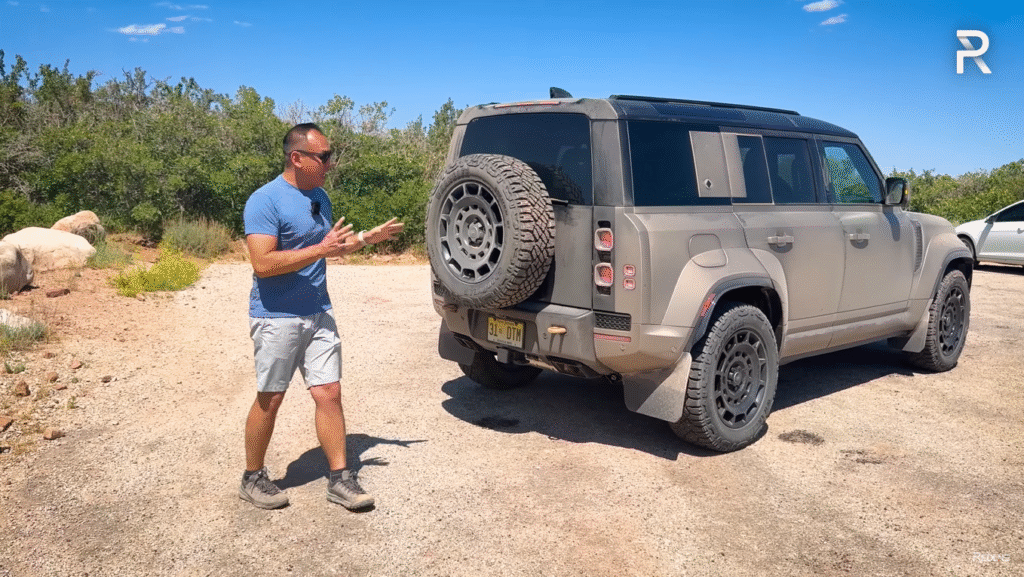 Land Rover Defender OCTA