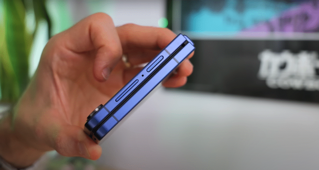 Samsung Galaxy Z Flip 7