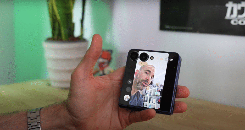 Samsung Galaxy Z Flip 7