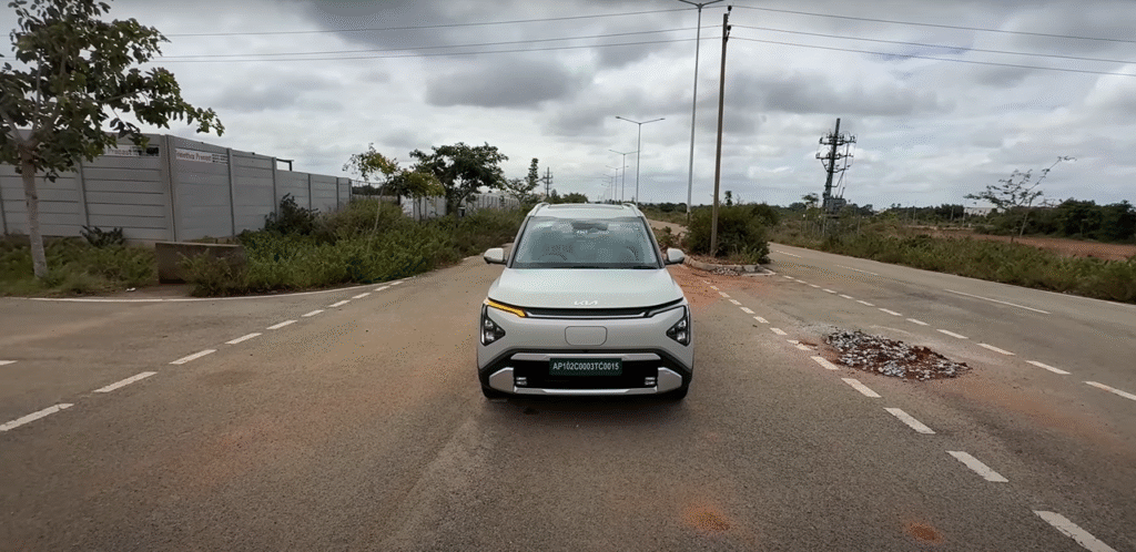 Kia Carens Clavis