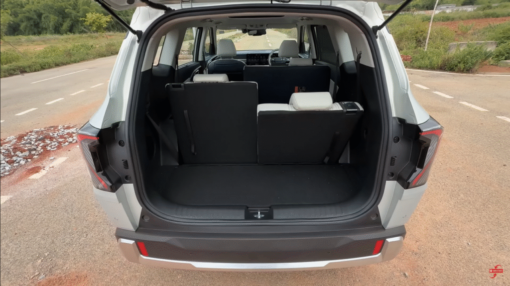 Kia Carens Clavis