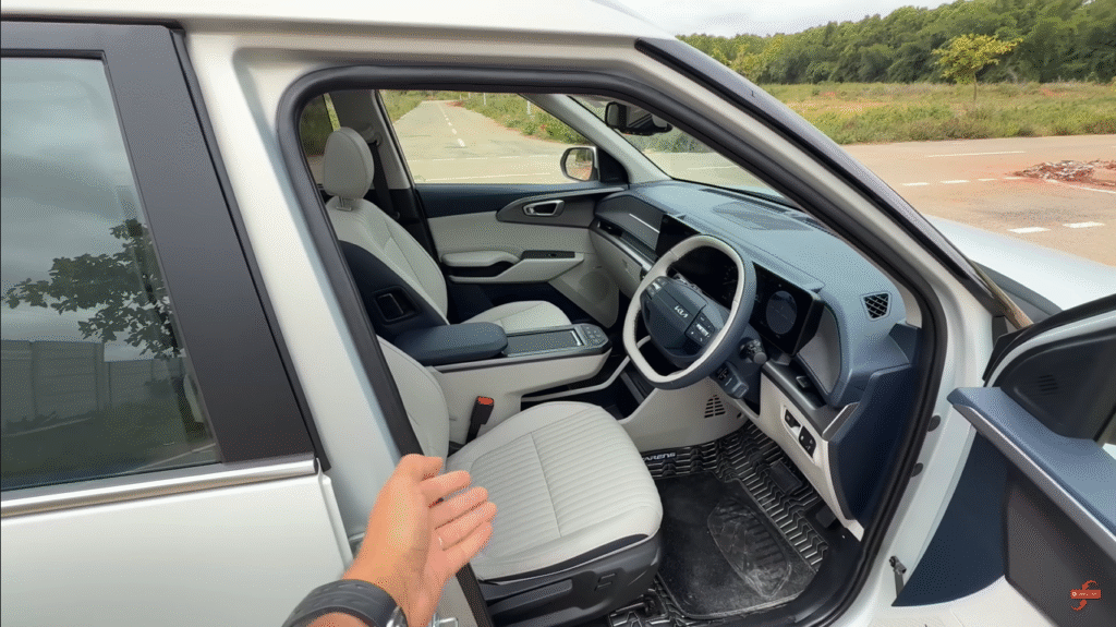 Kia Carens Clavis