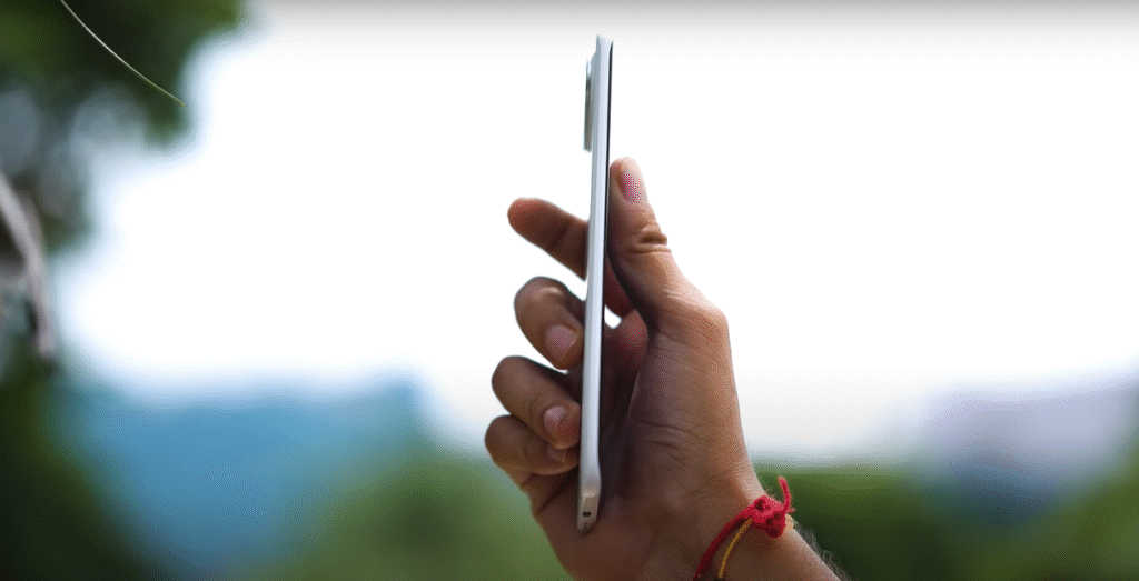 Tecno POVA Slim