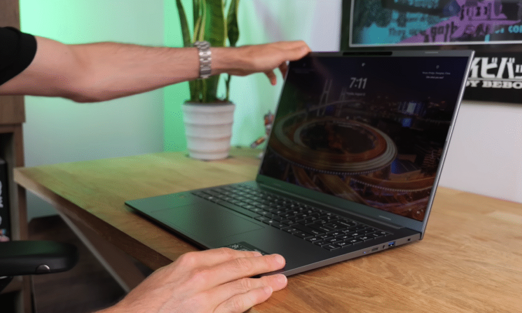 Acer Aspire 16 AI