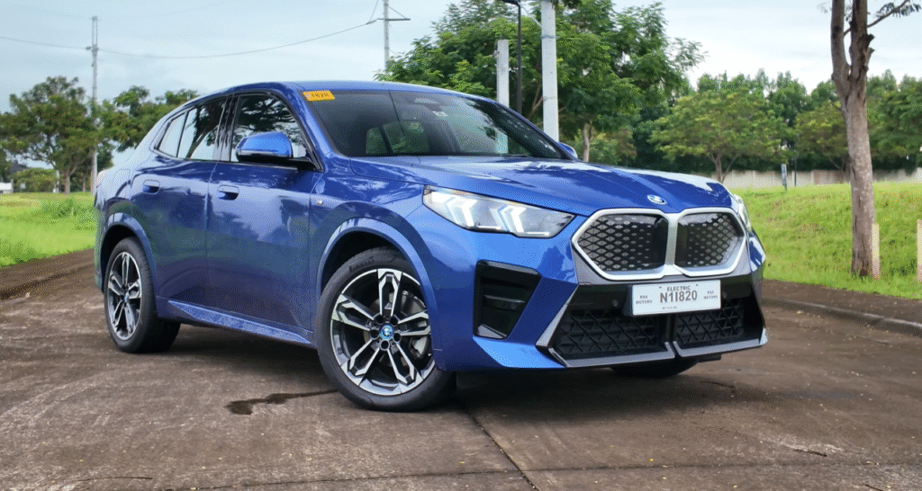 2025 BMW iX2 eDrive20 M Sport