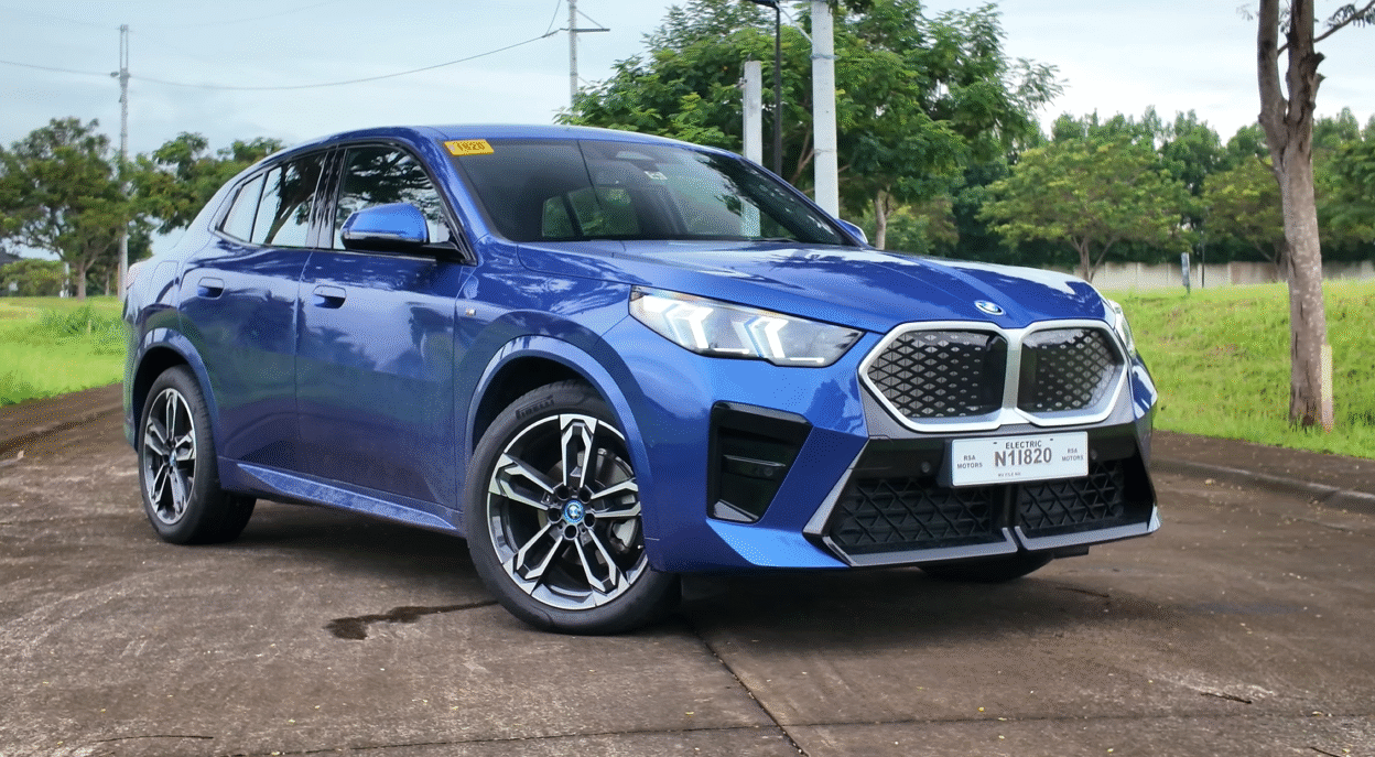 2025 BMW iX2 eDrive20 M Sport