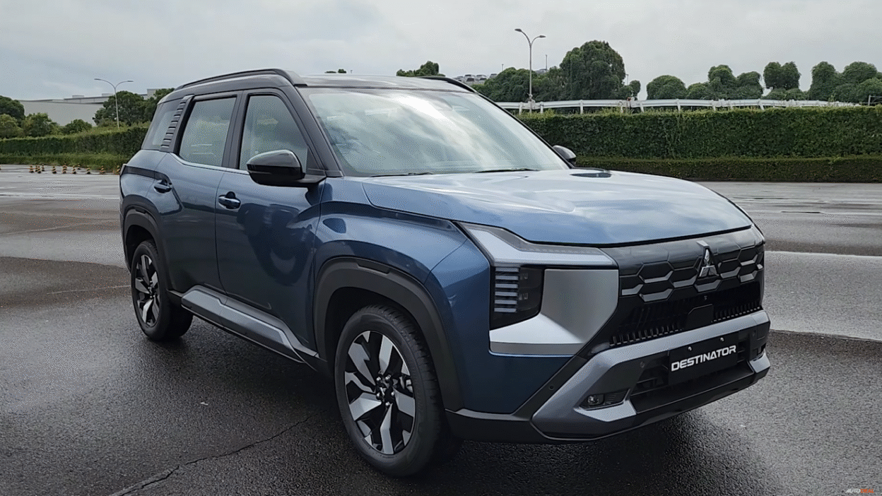 Mitsubishi Destinator