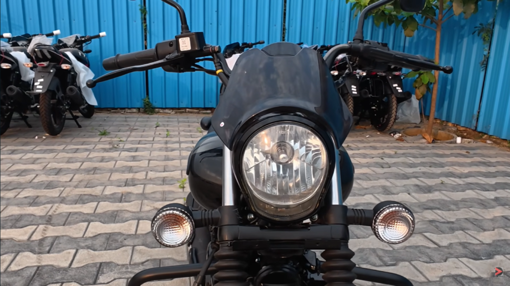 2026 Bajaj Avenger 220 Street