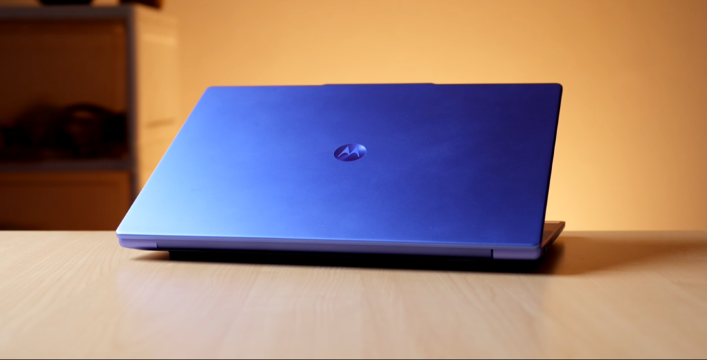 Motorola Motobook 60 OLED