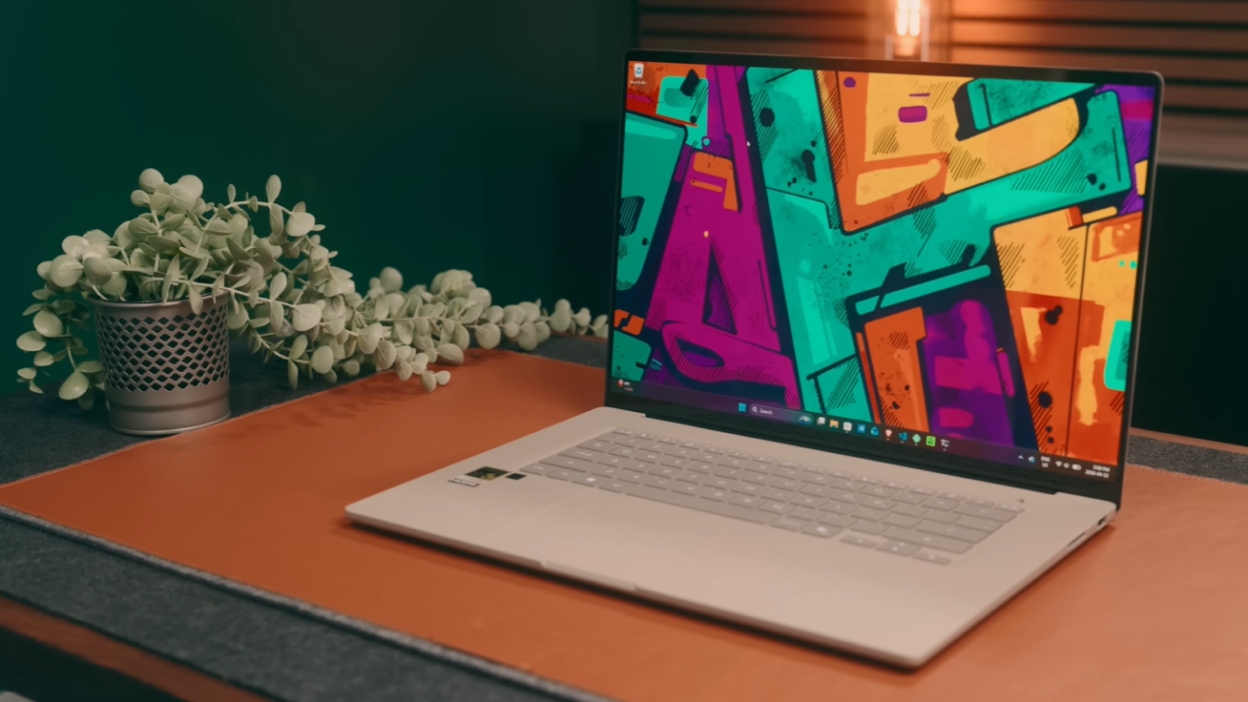 ASUS ZenBook A16
