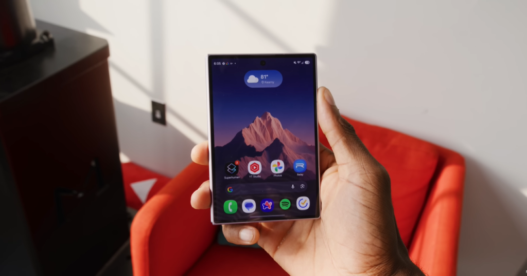Galaxy Z Fold 8